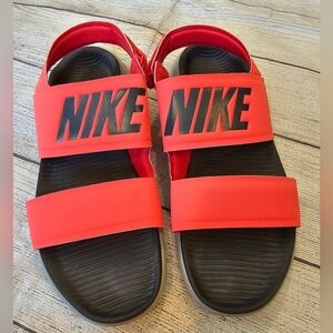 Nike Womens Size 8 Tanjun Sports Active Lightweight Sandals Reddish Coral Color